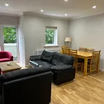Modern 3 Bedroom Townhouse Close To Galway City Centre & Salthill